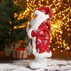 Дед Мороз "В красной шубке в ёлочках с подарками" двигается, 20х40 см - Фото 2