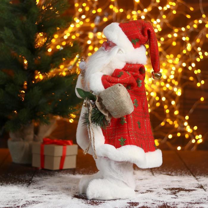 Дед Мороз "В красной шубе с подарками" двигается, 40 см - фото 1908587822