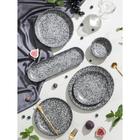 Блюдо фарфоровое для подачи Magistro «Гранит», d=20 см - Фото 4