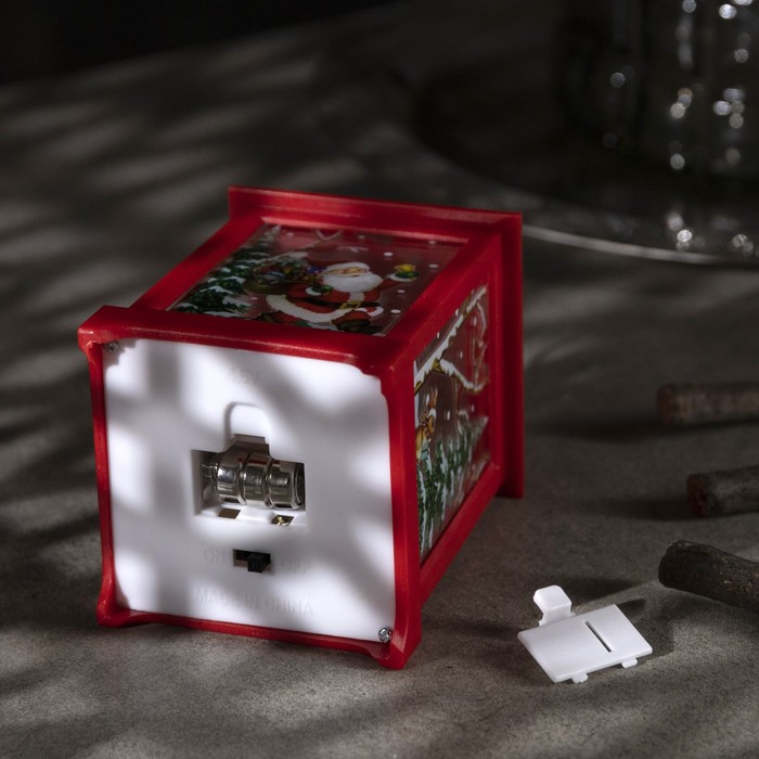 Светодиодная фигура «Фонарь с Дедом Морозом» 6 × 13 × 6 см, пластик, батарейки AG13х3, свечение тёплое белое - фото 1926108168