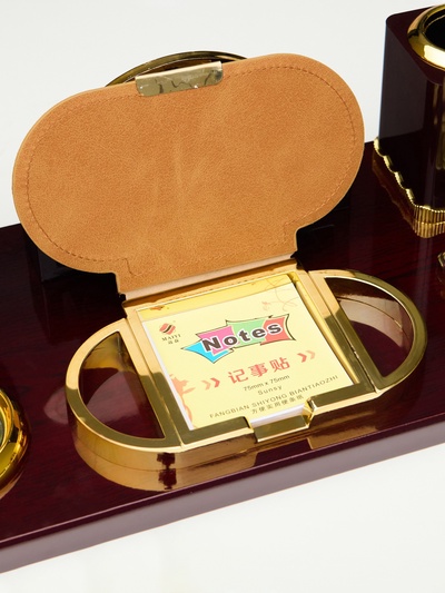 Набор настольный 6в1 (блок д/бумаг, подаст. д/печати, карандашница, часы, визитница,глобус)