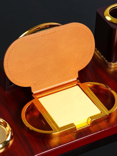 Набор настольный 6в1 (блок д/бумаг, подаст. д/печати, карандашница, часы, визитница,глобус)