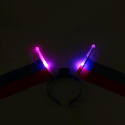 Набор «Люблю Россию», 2 предмета: световой ободок-флаг, палка-стучалка болельщика 60 см