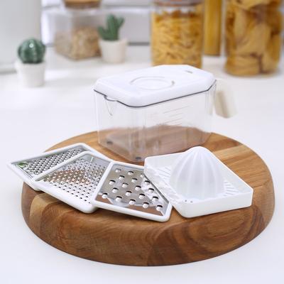 Тёрка с контейнером «Помощник», 4 насадки, 15,5×10,5×9,5 см, ABS-пластик, нержавеющая сталь, цвет белый