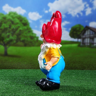 Садовая фигура из гипса «Гном с табличкой», 51×18×32 см