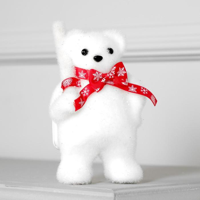 Светодиодная фигура «Медведь с посохом» 9 × 15 × 6 см, флок, батарейки CR2032х2 (не в комплекте), свечение тёплое белое - фото 1885060662