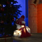 Светодиодная фигура «Медвежонок со снежным комом» 20 × 18 × 10 см, флок, батарейки CR2032х2 (не в комплекте), свечение тёплое белое - фото 9052983