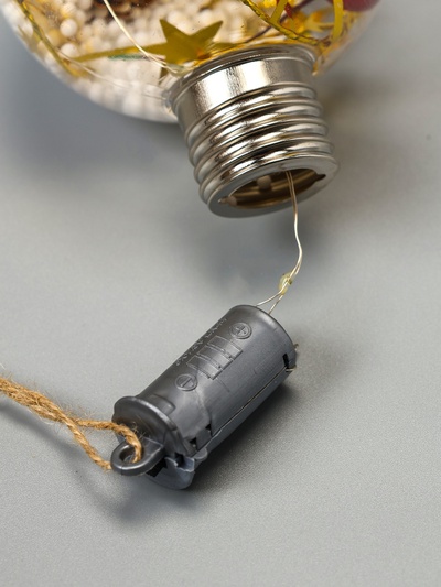 Набор ёлочных шаров «Мишура звёзды», 3 шт., d=8 см, 5 LED, от батареек, свечение белое