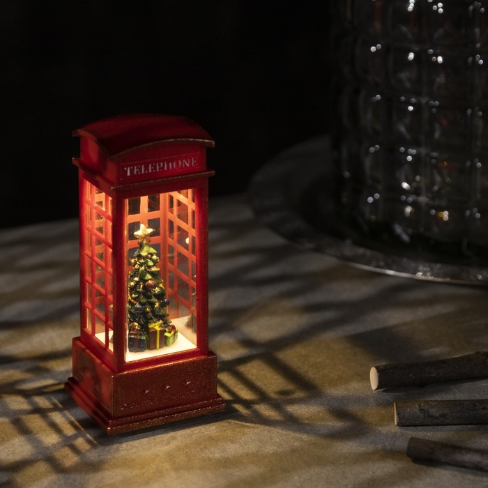 Светодиодная фигура «Ёлка в телефонной будке» 5.3 × 12 × 5.3 см, пластик, батарейки AG13х3, свечение тёплое белое - фото 1907136343