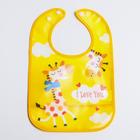 Нагрудник для кормления «Жираф» непромокаемый на кнопке, с карманом, цвет желтый - фото 42852447