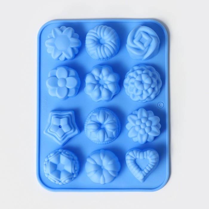 Форма для выпечки Доляна «Немецкий кекс, роза», силикон, 16×21 см, 12 ячеек, цвет голубой - фото 1906771698