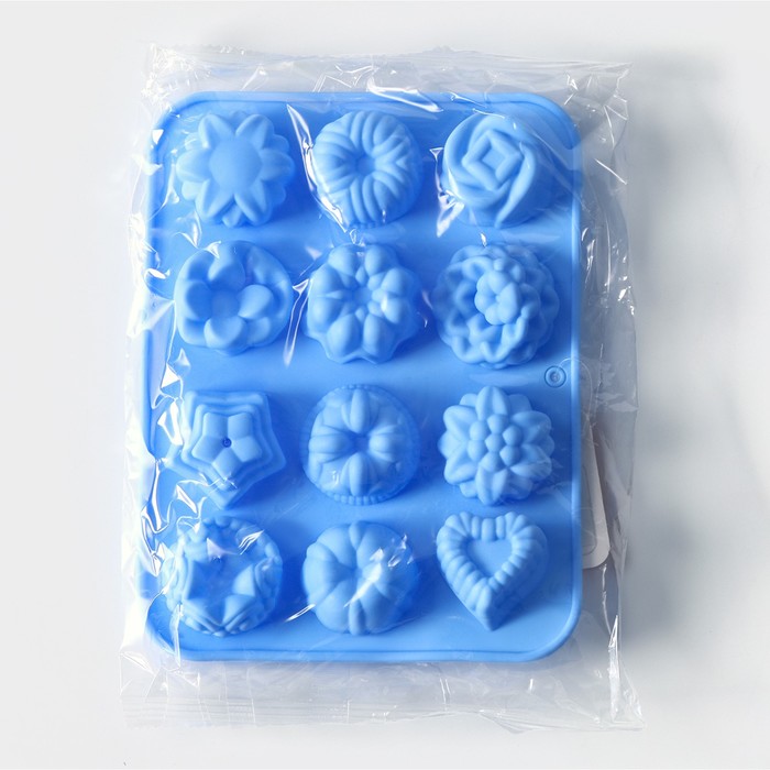 Форма для выпечки Доляна «Немецкий кекс, роза», силикон, 16×21 см, 12 ячеек, цвет голубой - фото 1906771704