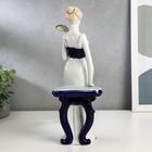 Сувенир керамика "Девушка у столика с веером" 28,5х10х6 см - Фото 3