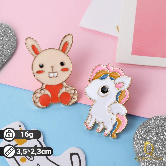 Набор значков «Мультики» единорог и зайчик, цветные в золоте - Фото 1