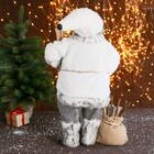 Дед Мороз под ёлку «Зимнее волшебство. В белой шубке с лыжами», 60 см - Фото 3