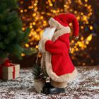 Дед Мороз "В красной шубке с подарками" двигается, 18х30 см - Фото 2