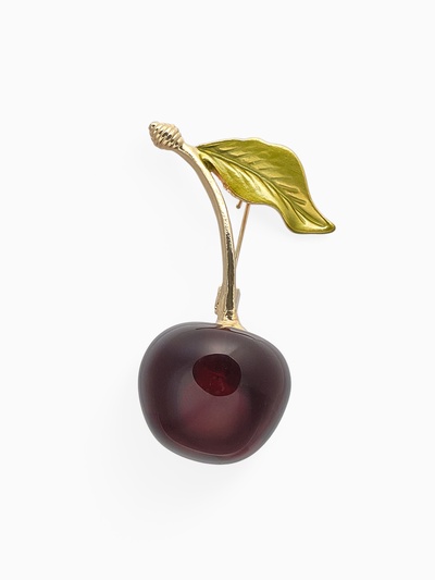 Брошь «Вишенка» с листочком, цвет бордово-зелёный в золоте