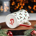 Кружка фарфоровая Доляна «Новый год. Веночки», 300 мл - Фото 3