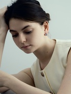 Серьги клипсы для ушей QF «Вечеринка», крупные, белая в золоте - Фото 6