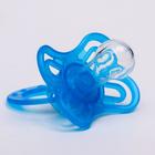 Соска - пустышка силиконовая классическая «Бабочка», от 6 мес., с колпачком, цвет голубой - Фото 4