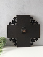 Фоторамка-коллаж на 4 фото 10×15 см с часами настенными бесшумными (14×14 см) «Цветы», 42×42 см - Фото 8