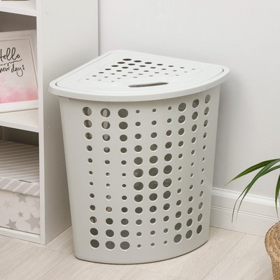 Корзина для белья угловая «Молетта», 45 л, 50.8×40.2×55.4 см, с крышкой, светло-серая