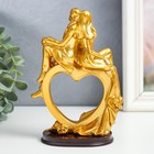 Сувенир полистоун "Влюблённые на сердце" золото с красным 15,5х10,5х6 см - фото 7761264