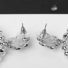 Серьги с жемчугом "Круг" с цветком, цвет белый в серебре - фото 25631102