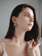 Серьги металл «Геометрия» круги на кольце, цвет серебро - Фото 3