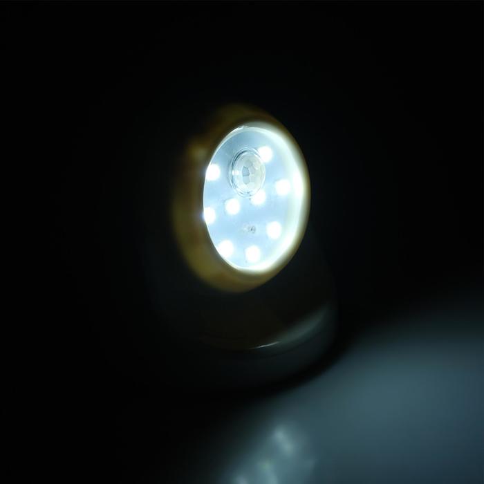 Светильник настенный, вращающийся, с датчиком движения, от батареек 3*ААА, 9 LED, 6500K - фото 1888011624