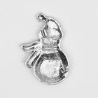 Брошь новогодняя "Снеговик" со снежинкой, цветная в серебре - фото 25617087