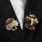 Зажим для кардигана «Перья», цвет белый в чернёном золоте - Фото 5