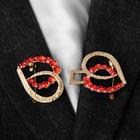 Зажим для кардигана «Сердца», цвет красный в золоте - Фото 2