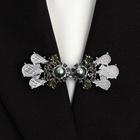 Зажим для кардигана «Барокко», цвет серый в серебре - Фото 5