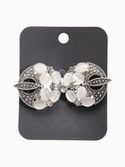 Зажим для кардигана «Роскошь», цвет бело-серый в чернёном серебре - Фото 6