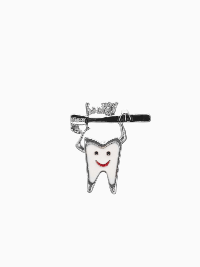 Брошь «Зуб» со щёткой, цвет чёрно-белый в серебре - Фото 1
