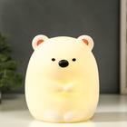 Ночник "Мишка пухлик" LED от батареек 3хLR44 белый 10х9,5х13 см RISALUX - фото 21128395