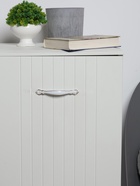 Ручка-скоба мебельная ТУНДРА LIGHT, м/о 96 мм, белая, с золотой вставкой 5131811