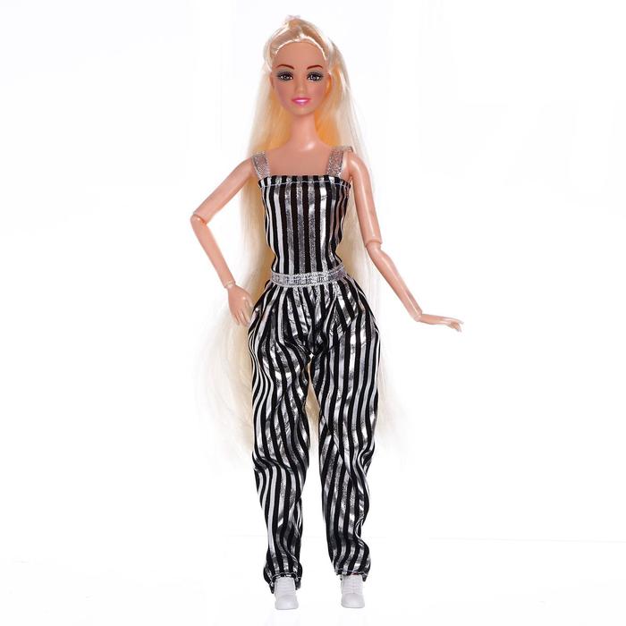 Кукла-модель шарнирная, с набором одежды «Профессии»: 3 набора одежды - фото 1907145325