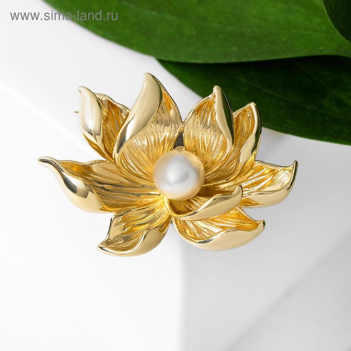 Брошь «Цветы» лотос, цвет белый в золоте - Фото 1