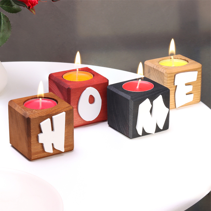 Набор подсвечников деревянных 4 шт. с надписью HOME на кубах, цвет: «Микс», аромат: ягодно-фруктовый микс - Фото 1
