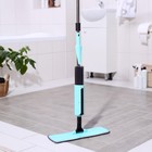 Швабра для мытья пола с распылителем и щёткой, насадка из микрофибры 41×14 см, стальной черенок 120 см, цвет голубой - Фото 3