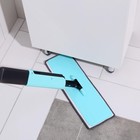 Швабра для мытья пола с распылителем и щёткой, насадка из микрофибры 41×14 см, стальной черенок 120 см, цвет голубой - фото 65983283