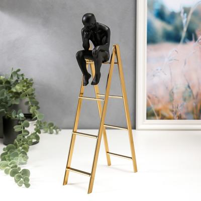 Фигура «Мыслитель на лестнице», чёрный с золотом, 30.6×6.7×16 см