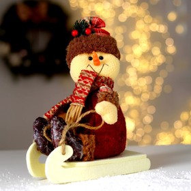 Мягкая игрушка «Снеговик на санках»
