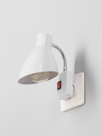 Бра в розетку «Классика» 1×10 Вт Е27 белый 10×14.5×25 см