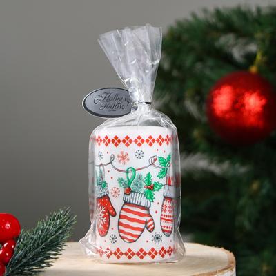 Свеча - цилиндр «С Новым годом! Варежки», 6×10 см, 30 ч, 227 г, графика
