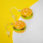 Серьги пластик «Вкусности» бургер, цвет жёлто-зелёный - фото 6341119