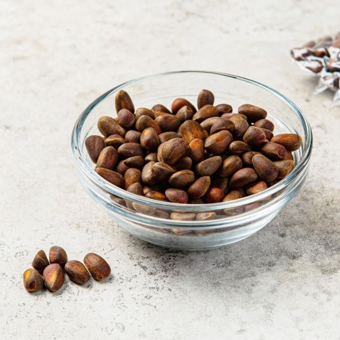 Кедровые орехи в скорлупе фото Кедровые орехи в скорлупе фото