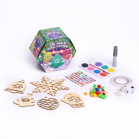 Новогодний набор для творчества «Гирлянда из деревянных игрушек»